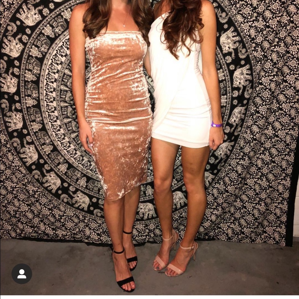 Strapless dress